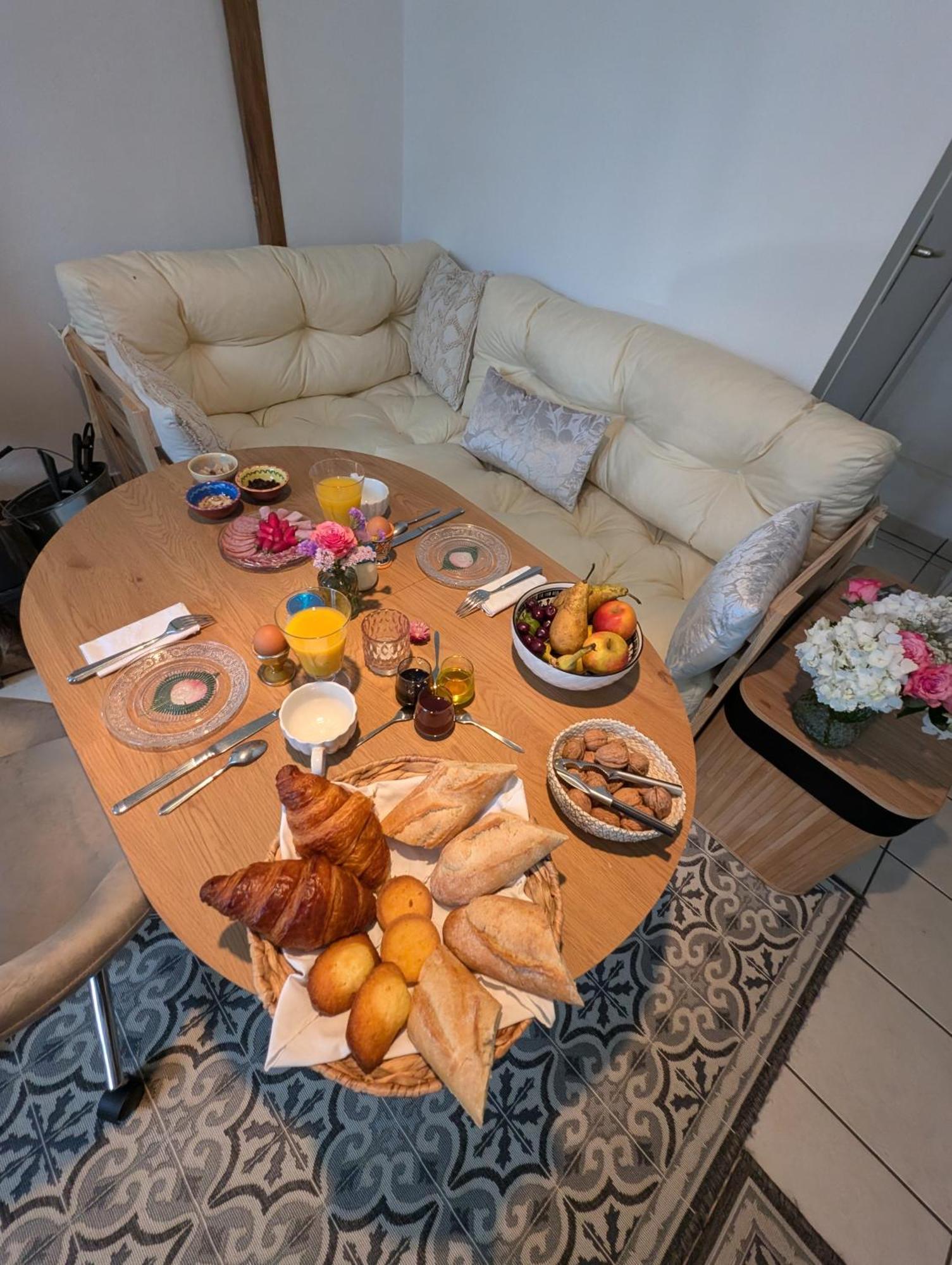 La Petite Maison De Locarn Extérieur photo