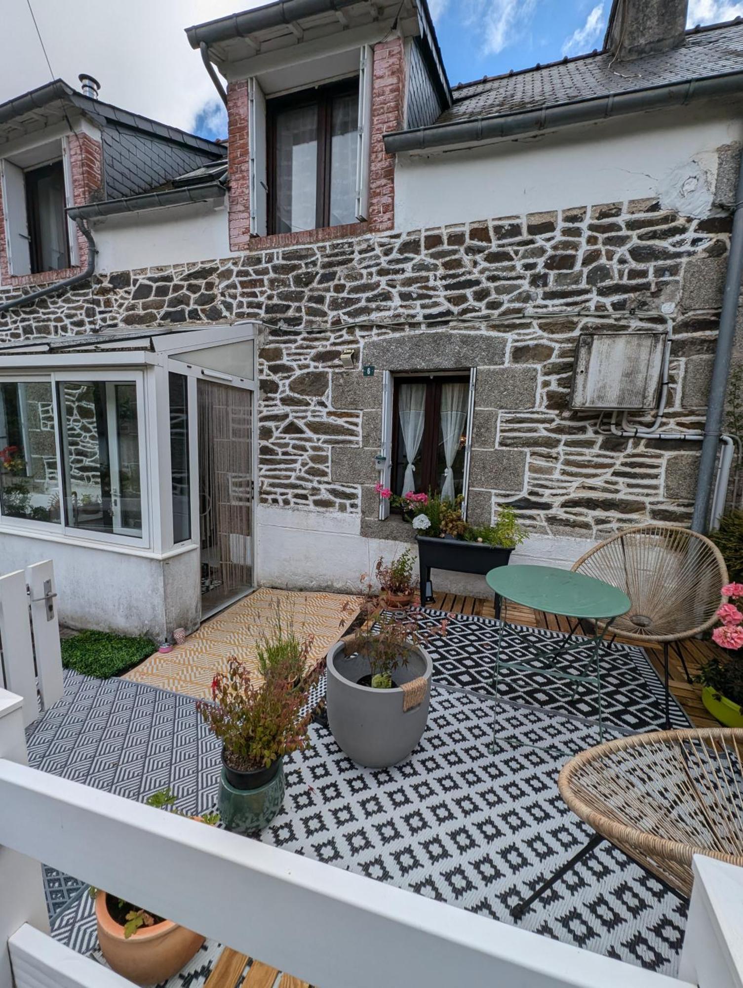 La Petite Maison De Locarn Extérieur photo